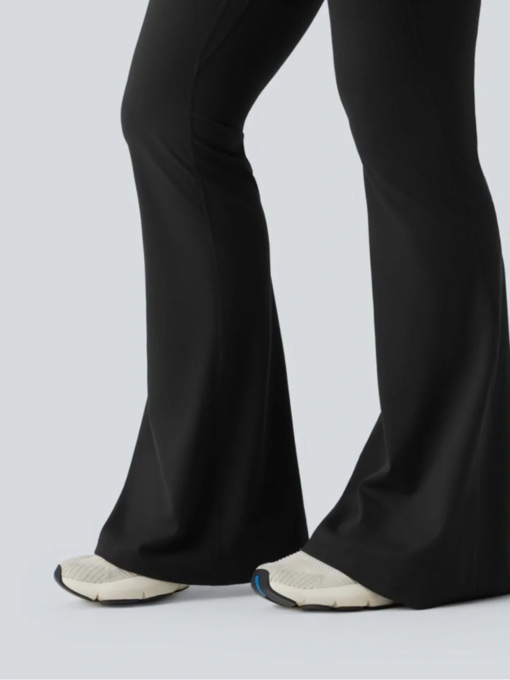 HALARA Black High-Waist Flare Pocket Leggings